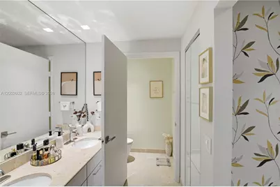 801 Brickell Key Blvd #409, Miami, FL 33131 - Photo 25
