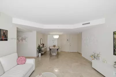 801 Brickell Key Blvd #409, Miami, FL 33131 - Photo 5