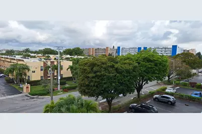 700 NE 14th Ave #407, Hallandale Beach, FL 33009 - Photo 11