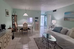 700 NE 14th Ave, Hallandale Beach, FL 33009 - Photo 15