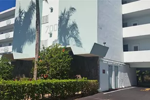 700 NE 14th Ave, Hallandale Beach, FL 33009 - Photo 3