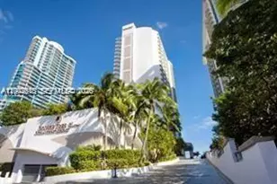 17375 Collins Ave, Sunny Isles Beach, FL 33160 - Photo 9