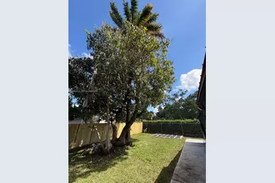 14240 S Biscayne River Rd #2, Miami, FL 33161 - Photo 13