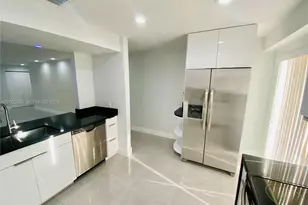199 SW 12th Ave, Miami, FL 33130 - Photo 11