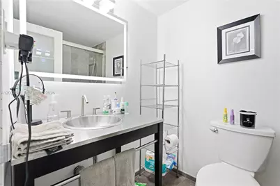 1000 West Ave #712, Miami Beach, FL 33139 - Photo 9