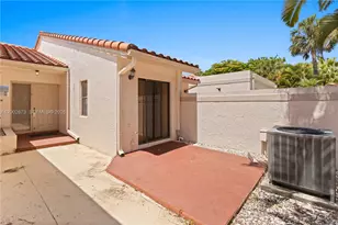 19988 Rima Cir, Boca Raton, FL 33434 - Photo 9