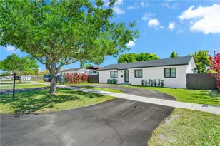 10220 SW 168th St, Miami, FL 33157 - Photo 3