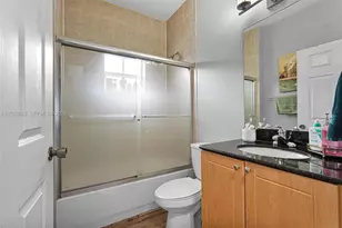 1381 W 30th St, Hialeah, FL 33012 - Photo 21