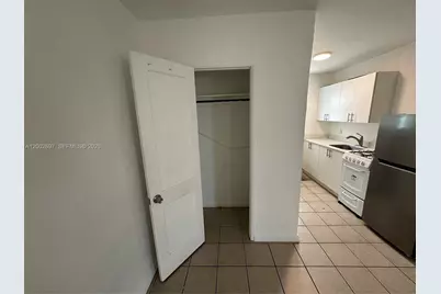 480 SW 10th St #6, Miami, FL 33130 - Photo 7