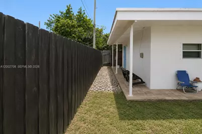 2272 SW 11th Terrace, Miami, FL 33135 - Photo 21