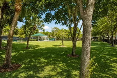 2272 SW 11th Terrace, Miami, FL 33135 - Photo 25