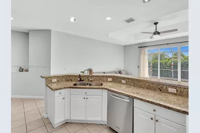 2117 NE 40th Rd, Homestead, FL 33033 - Photo 13