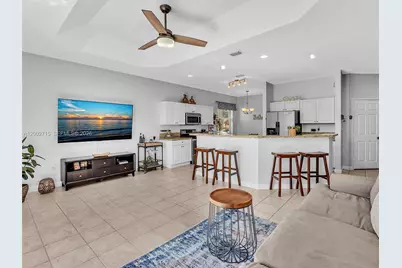2117 NE 40th Rd, Homestead, FL 33033 - Photo 17
