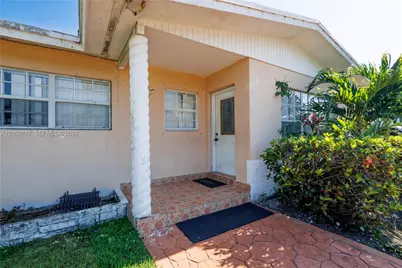 11960 SW 176th St, Miami, FL 33177 - Photo 9