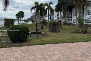 700 Executive, West Palm Beach, FL 33401 - Photo 7