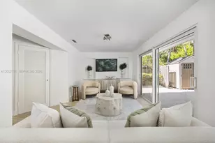 255 Ridgewood Rd, Key Biscayne, FL 33149 - Photo 9