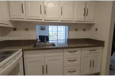 2935 NE 163rd St #4Q, North Miami Beach, FL 33160 - Photo 5
