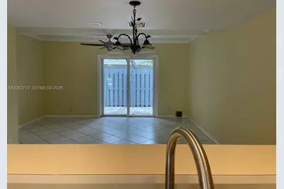 81 SW 3rd St #81, Pompano Beach, FL 33060 - Photo 9