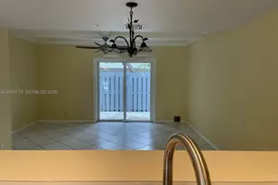 81 SW 3rd St, Pompano Beach, FL 33060 - Photo 9
