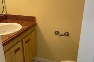 81 SW 3rd St, Pompano Beach, FL 33060 - Photo 13