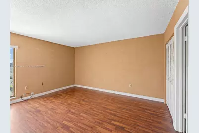 4713 NW 7th St #410-1, Miami, FL 33126 - Photo 9