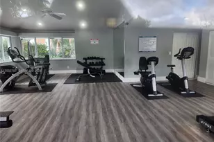 7220 NW 179th St, Hialeah, FL 33015 - Photo 11
