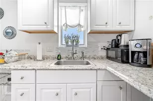 6484 Indian Creek Dr, Miami Beach, FL 33141 - Photo 9