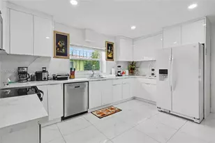 2145 NW 133rd St, Miami, FL 33167 - Photo 9