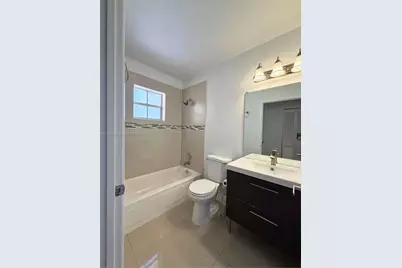 11459 Lakeview Dr #7A, Coral Springs, FL 33071 - Photo 17