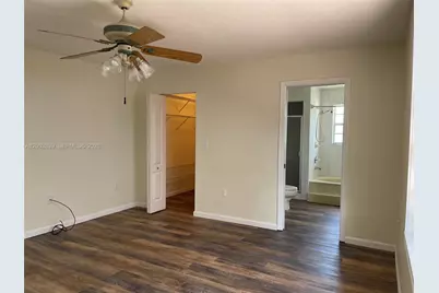 15873 SW 43rd St, Miami, FL 33185 - Photo 7