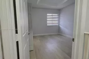 7479 NW 179th Terrace, Hialeah, FL 33015 - Photo 11