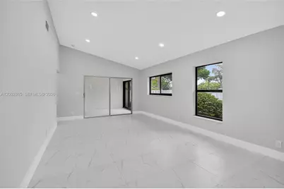 8067 Summerbreeze Ln, Boca Raton, FL 33496 - Photo 13
