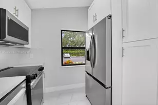 8067 Summerbreeze Ln, Boca Raton, FL 33496 - Photo 17
