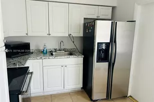 412 SW 10th St, Hallandale Beach, FL 33009 - Photo 5