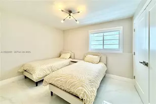 4122 Collins Ave, Miami Beach, FL 33140 - Photo 9