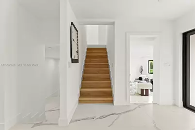 19731 NE 24th Ave, Miami, FL 33180 - Photo 23