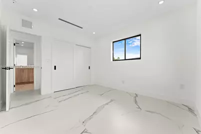 19731 NE 24th Ave, Miami, FL 33180 - Photo 27