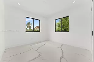 19731 NE 24th Ave, Miami, FL 33180 - Photo 23