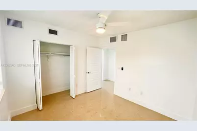 8235 Crespi Blvd #4, Miami Beach, FL 33141 - Photo 13