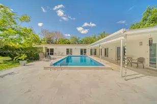 13700 SW 74th Ct, Palmetto Bay, FL 33158 - Photo 3