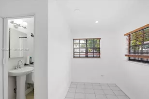 687 W 39th Pl, Hialeah, FL 33012 - Photo 23
