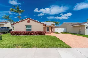 13721 Oak Ridge Dr, Davie, FL 33325 - Photo 39