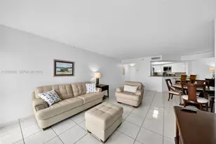 6767 Collins Ave, Miami Beach, FL 33141 - Photo 9