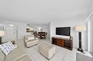 6767 Collins Ave, Miami Beach, FL 33141 - Photo 7