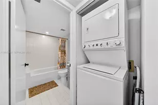 6767 Collins Ave, Miami Beach, FL 33141 - Photo 19
