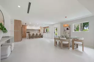 8405 SW 144th St, Palmetto Bay, FL 33158 - Photo 3