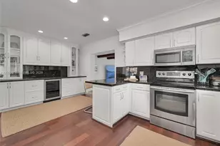 6134 SW 28th St, Miami, FL 33155 - Photo 11