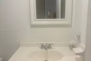 6950 W 6th Ave, Hialeah, FL 33014 - Photo 5