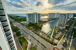 15901 Collins Ave, Sunny Isles Beach, FL 33160 - Photo 37
