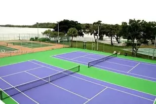100 Bayview Dr, Sunny Isles Beach, FL 33160 - Photo 53